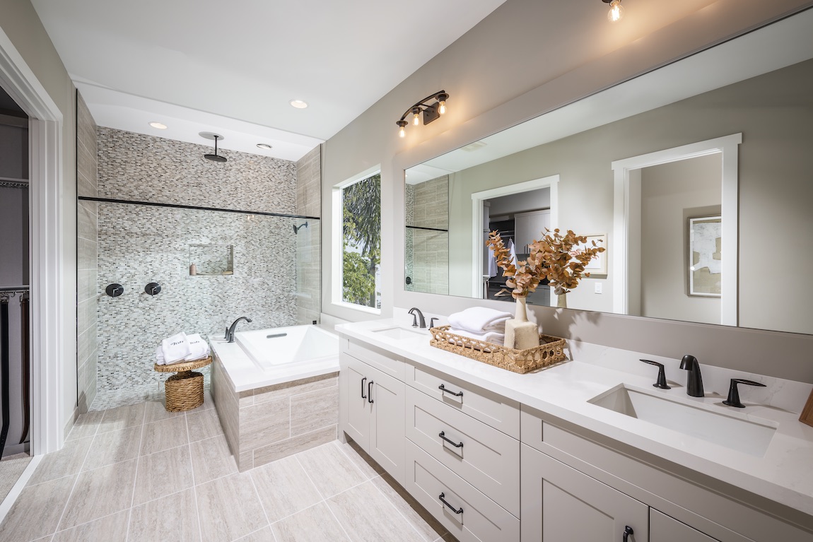 Luxury Bathtub Designs for the Ultimate Personal Relaxation | Build  Beautiful, image size:1150x767