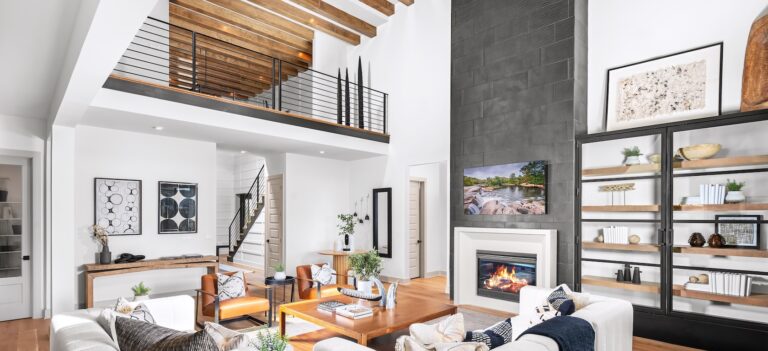 Travisso_Rollinghill_GreatRoom